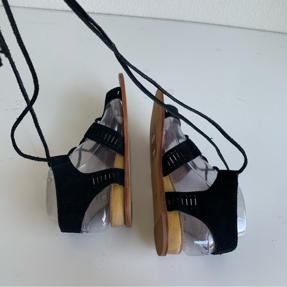 Caslon tassel Sandals, black suede, long laces that‎ cross cross around leg. 6.5 - Picture 6 of 10